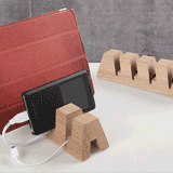 LADESTATION til mobilen - smuk - i et stykke massivt træ