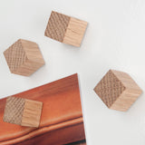 Lækker egetræsklods med neodym magnet